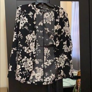 Astro black and white flower jacket